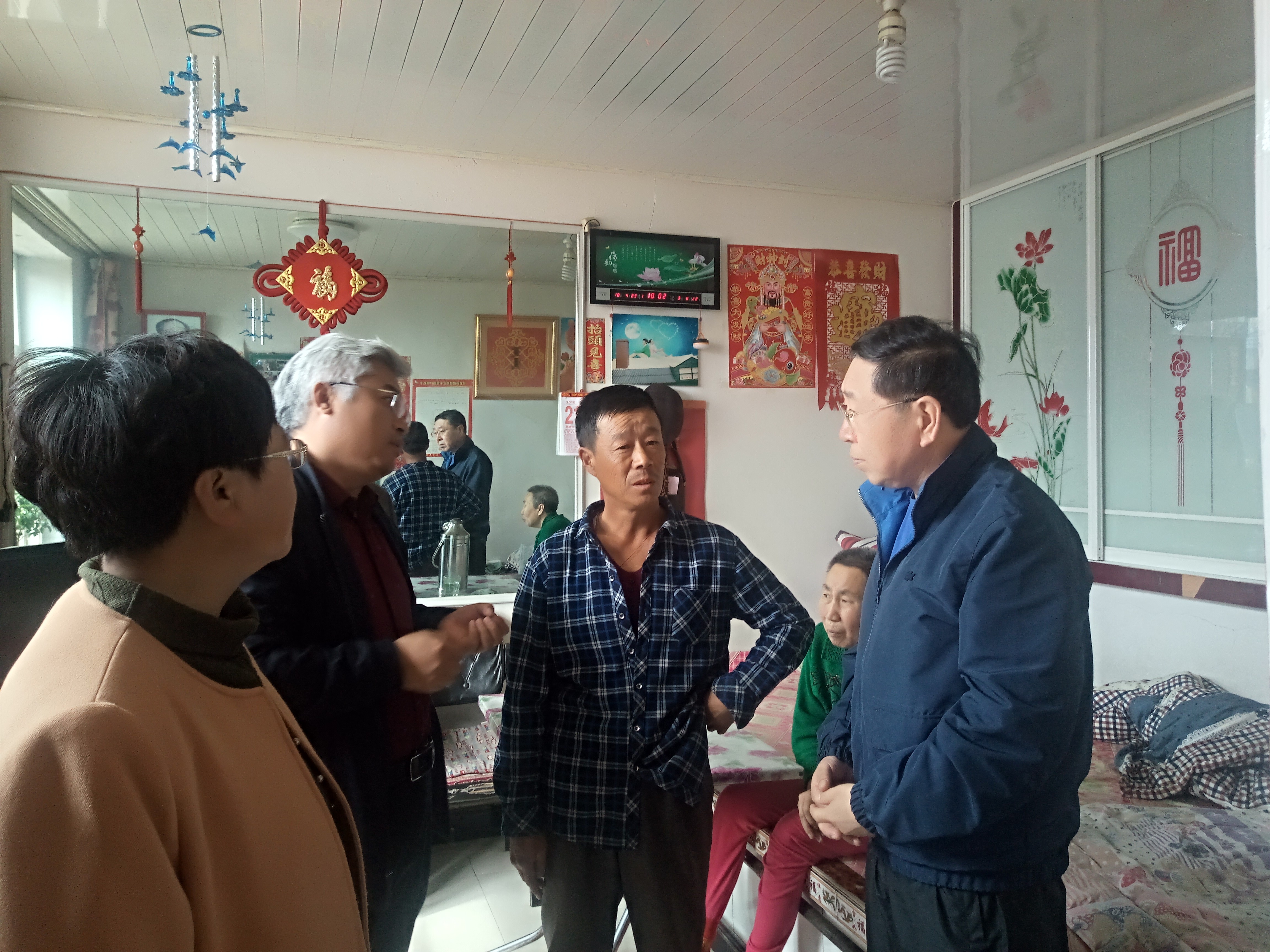 兴安盟政协主席尤国钧深入科右前旗基层实地指导脱贫攻坚工作